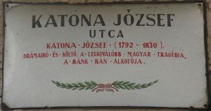 Emléktábla Bp KJ utca