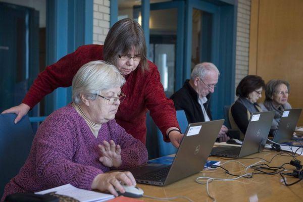 Internet-használói tanfolyam